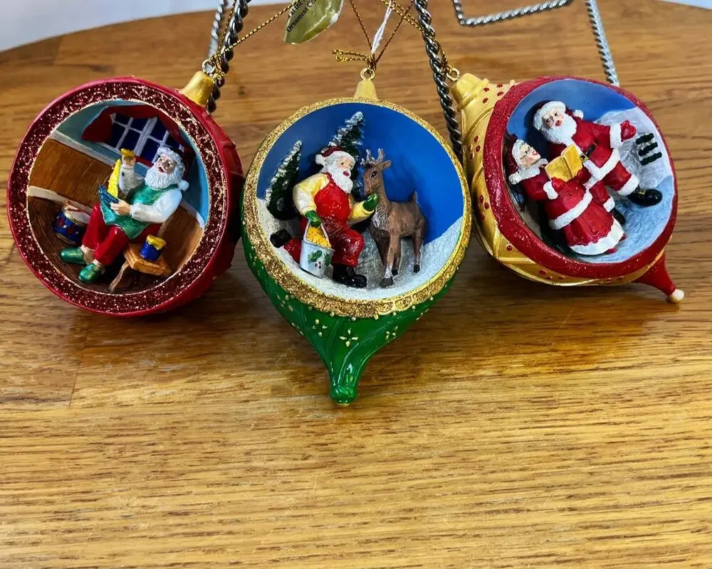 Danbury Mint Diorama Ornaments Santa at the North Pole 3D Collection Lot of 3